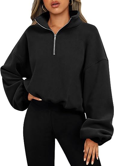 Chic Half-Zip Quarter-Pullover with Sophisticated Stand-Up Collar