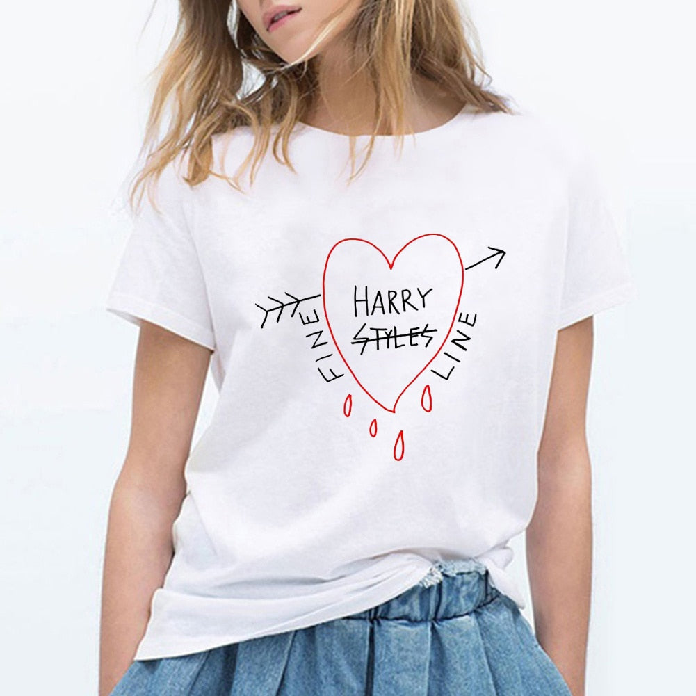 Fine Line Heart & Arrow Graphic Tee