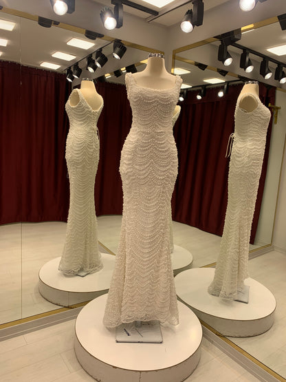 Boventi Graceful Ballgown with Bateau Neckline #1103