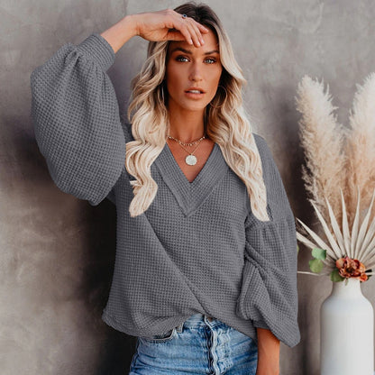 Modern Oversized Knit Blouse for Seasonal Layering
