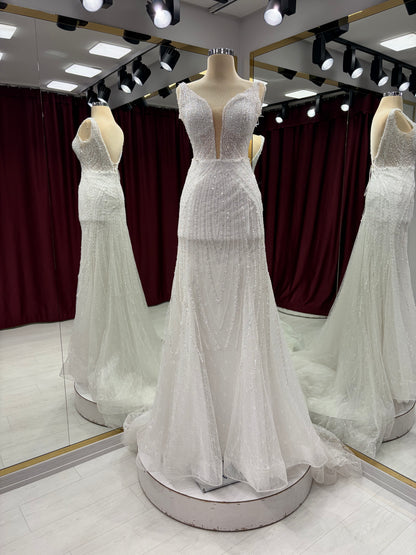 Boventi Ethereal Dream Lace Gown #1099