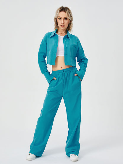 Utility-Zen Relaxed Suit with Architectural Crop-Frame & Fluid Draping