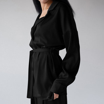 Azure-Serenity Lounge-Suit with High-Drape Silk-Finish & Architectural Lapels