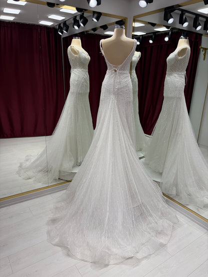 Boventi Ethereal Dream Lace Gown #1099