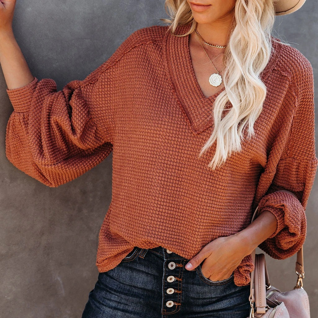 Modern Oversized Knit Blouse for Seasonal Layering