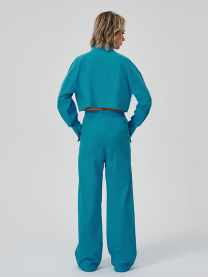 Utility-Zen Relaxed Suit with Architectural Crop-Frame & Fluid Draping