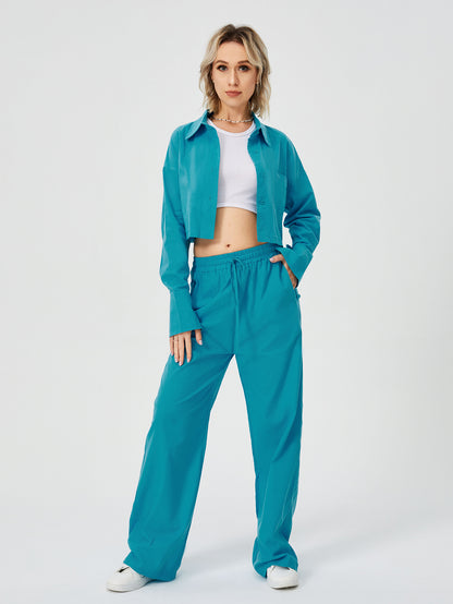 Utility-Zen Relaxed Suit with Architectural Crop-Frame & Fluid Draping