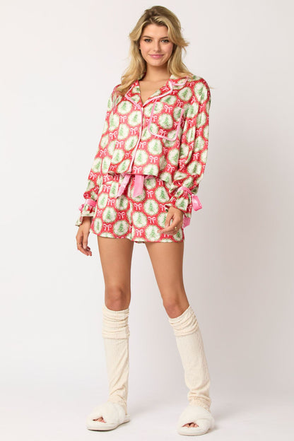 Solstice-Morning Pajama-Suit in "Holiday-Icon" Print with Precision Lapels