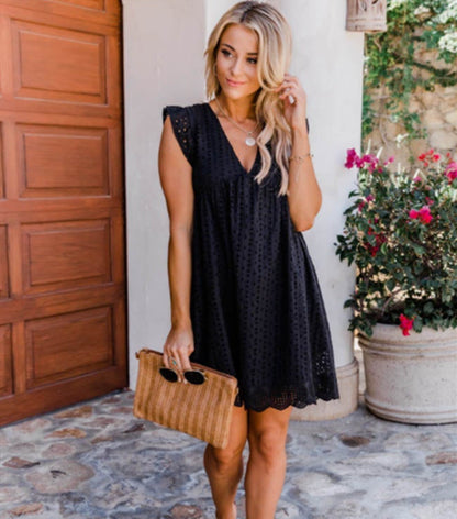 Elegant Coastal White Mini Dress in Intricate Jacquard Lace